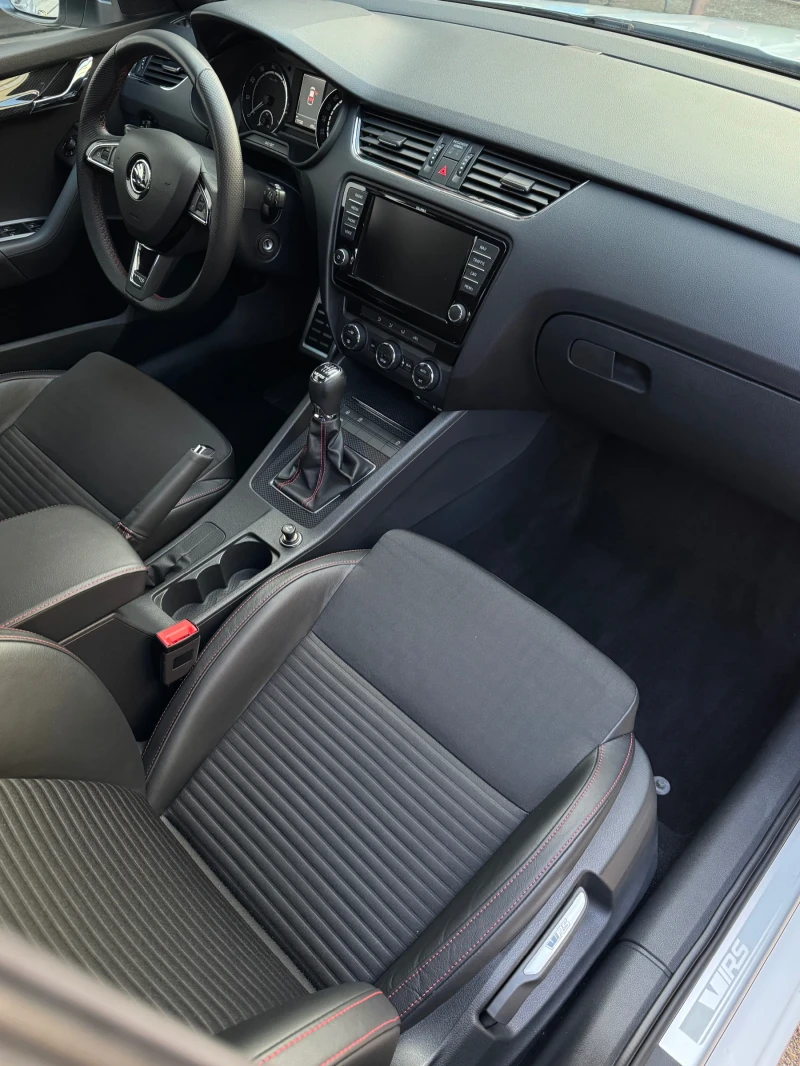 Skoda Octavia Vrs Tsi Revo 3, снимка 11 - Автомобили и джипове - 51707760