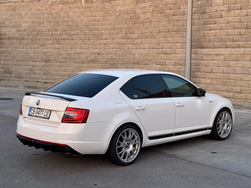 Skoda Octavia Vrs Tsi Revo 3, снимка 6 - Автомобили и джипове - 51707760