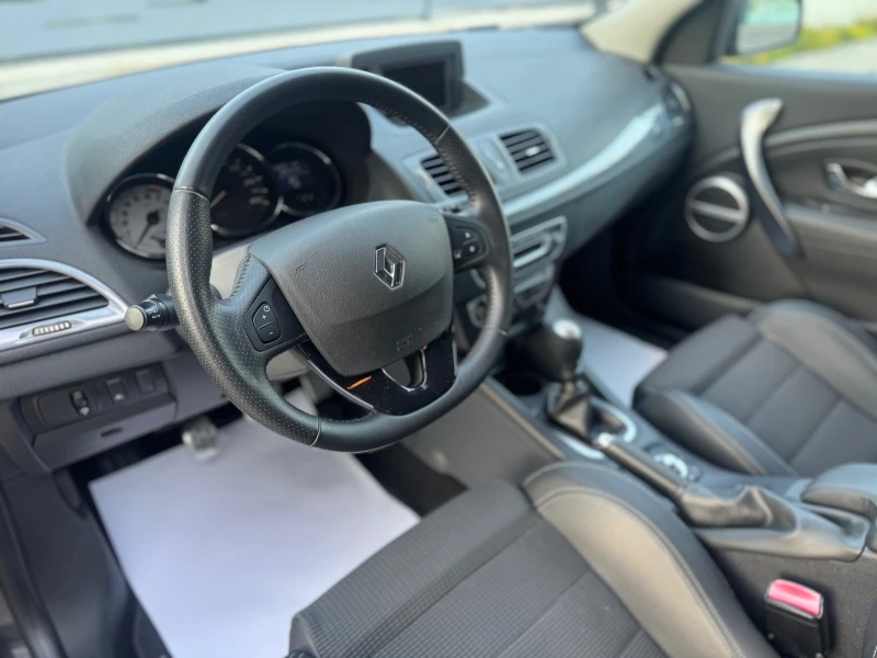 Renault Megane MEGANE III GRANDTOUR 2.0TCe GT, снимка 10 - Автомобили и джипове - 51022254