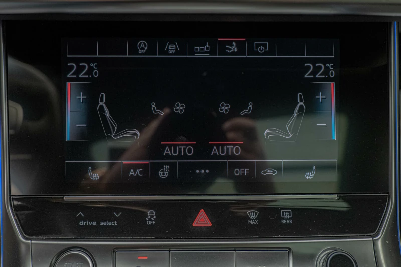 Audi A7 55TFSI/Bang&Olufsen/SLINE/3D Камера/Подгрев/Distro, снимка 9 - Автомобили и джипове - 51360161