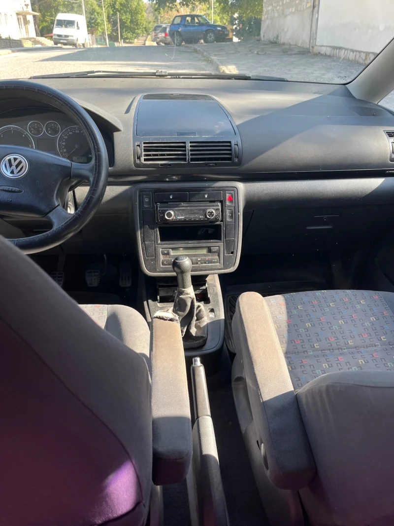 VW Sharan, снимка 7 - Автомобили и джипове - 52641600