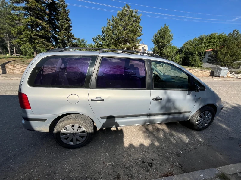 VW Sharan, снимка 11 - Автомобили и джипове - 52641600