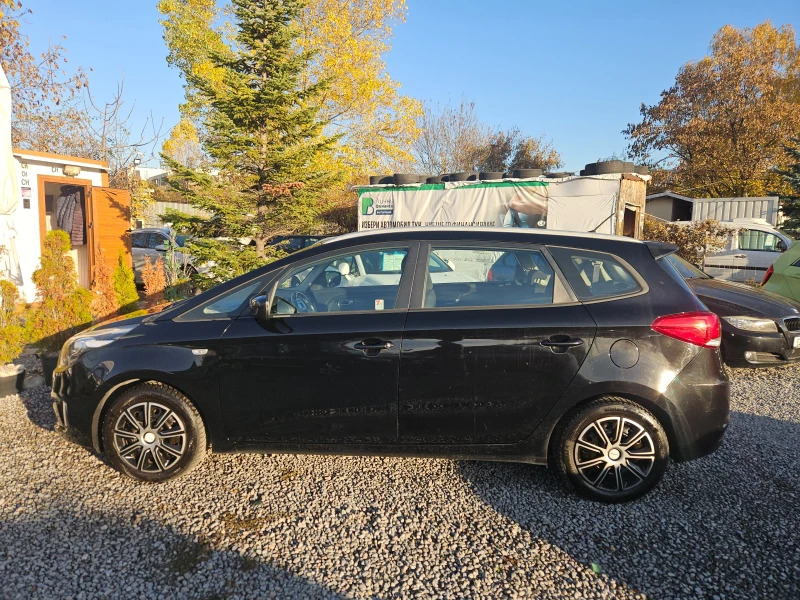 Kia Carens 1.7 crdi, снимка 4 - Автомобили и джипове - 52442596