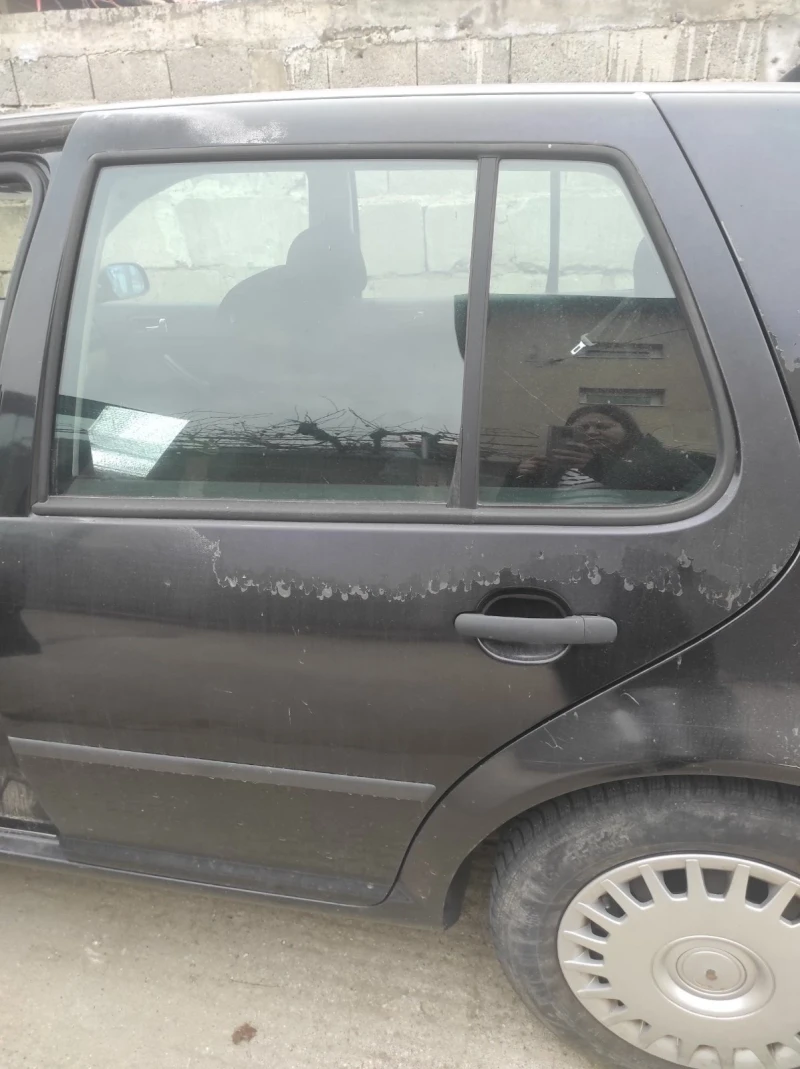 VW Golf, снимка 2 - Автомобили и джипове - 52791251