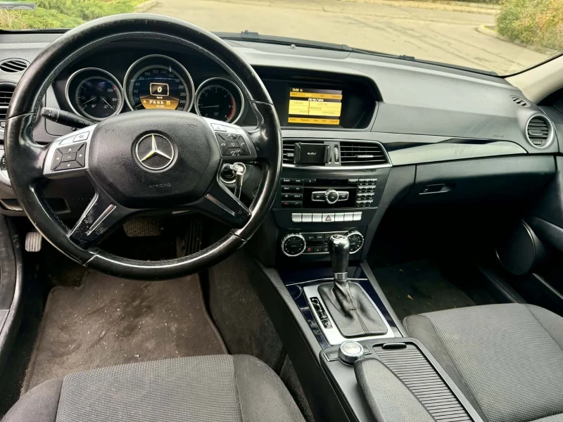 Mercedes-Benz C 200, снимка 8 - Автомобили и джипове - 53529826