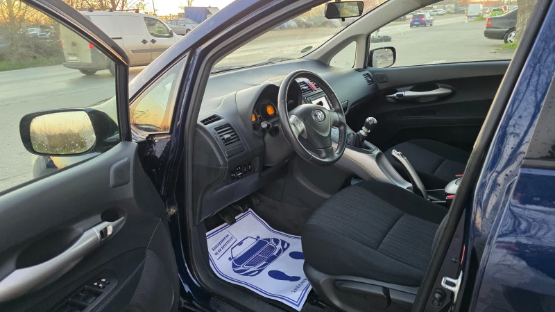 Toyota Auris КАТО ЧИСТО НОВА, снимка 6 - Автомобили и джипове - 53599313