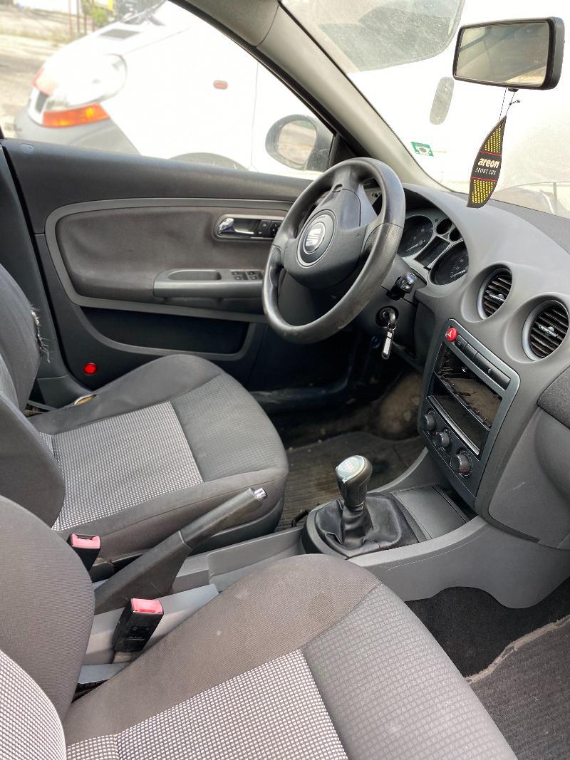 Seat Cordoba 1.4 TDI, снимка 6 - Автомобили и джипове - 44157108