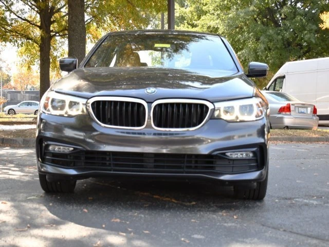 BMW 530 KEYLESS* DISTRONIC* ШИБИДАХ, снимка 2 - Автомобили и джипове - 47749056