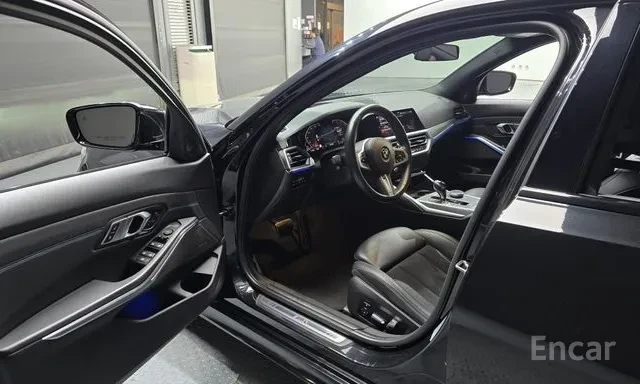 BMW 320 D M Пакет Head up Шибидах 2 Ключа, снимка 6 - Автомобили и джипове - 55655171