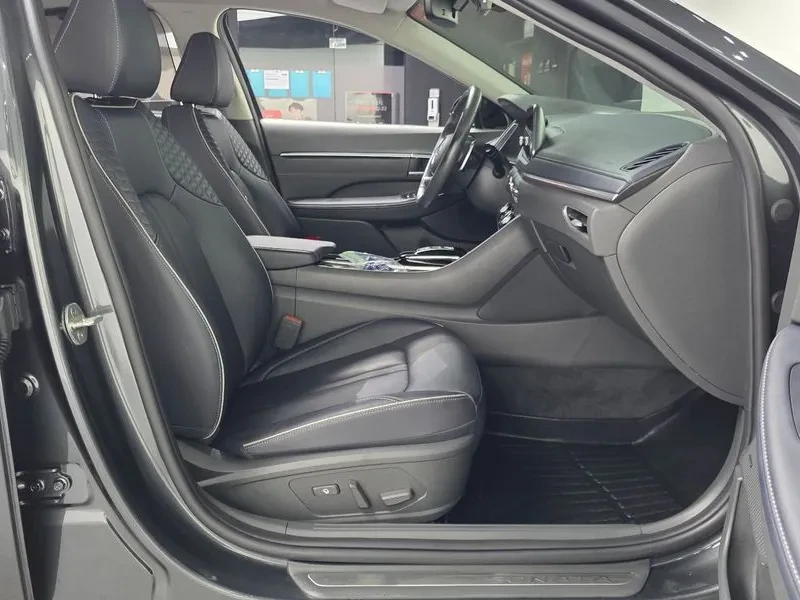 Hyundai Sonata 1.6 Turbo Inspiration, снимка 11 - Автомобили и джипове - 55803371