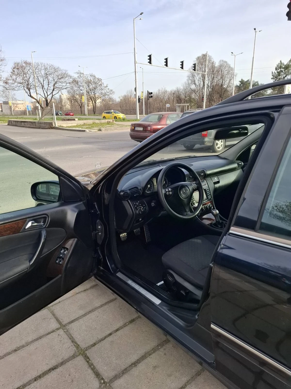 Mercedes-Benz C 220  - изображение 5