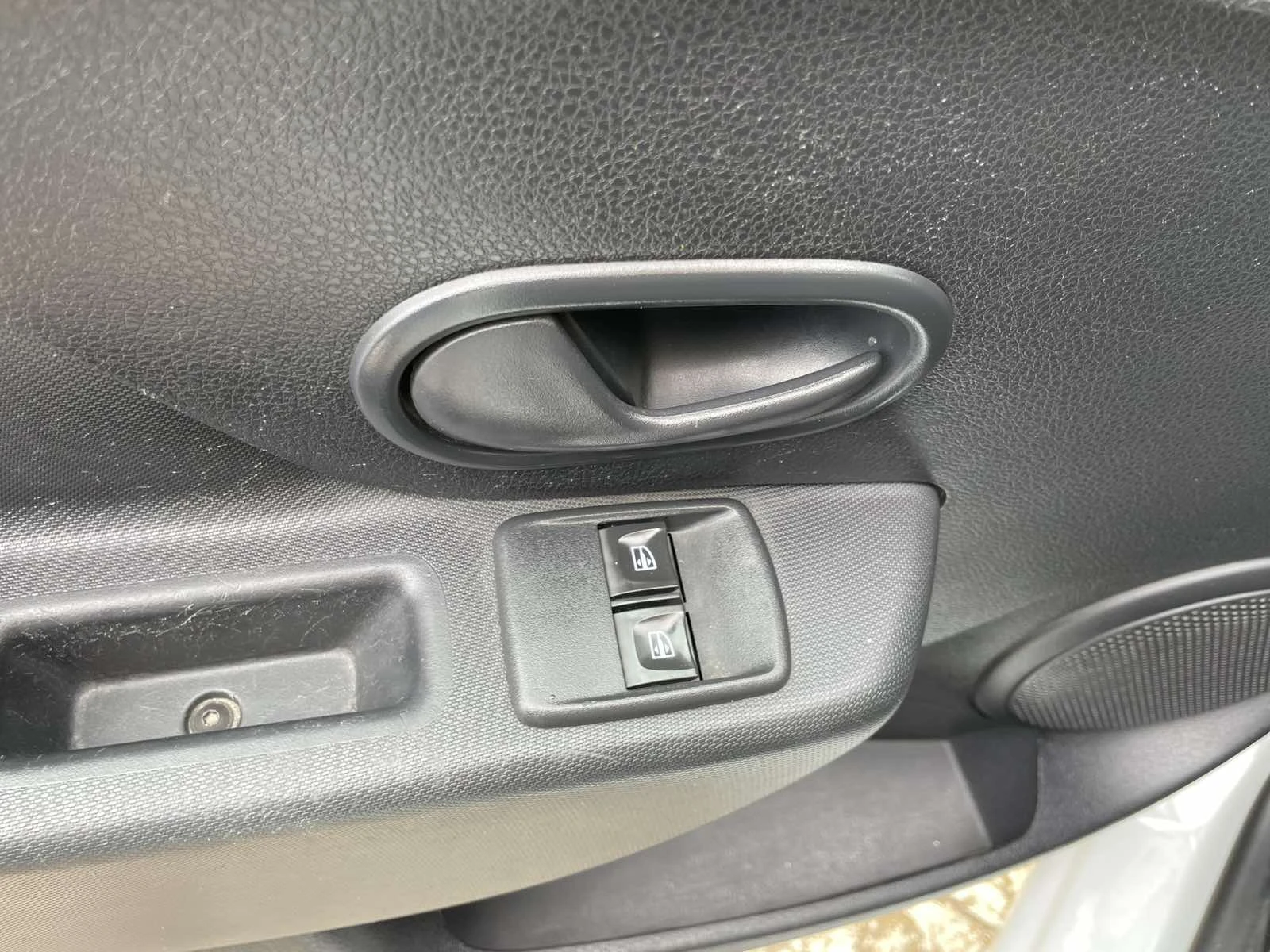 Dacia Sandero Ambiance 1.0 SCe 74hp | Mobile.bg   9