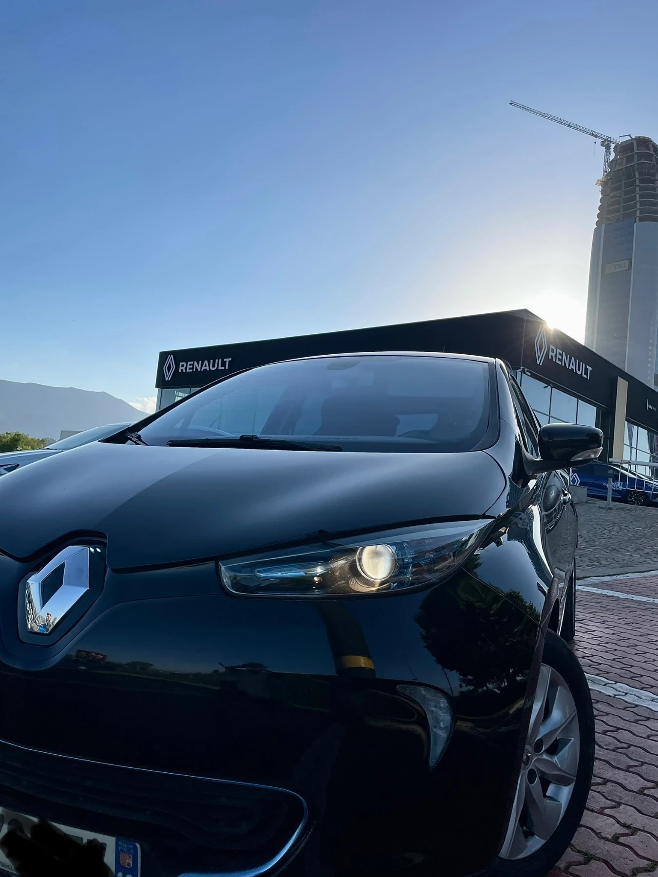 Renault Zoe Interns/// Bose /// continental  - изображение 7