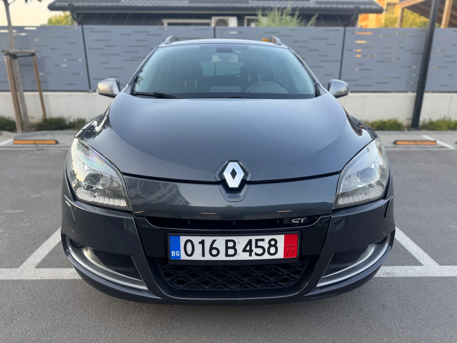 Renault Megane MEGANE III GRANDTOUR 2.0TCe GT - изображение 2