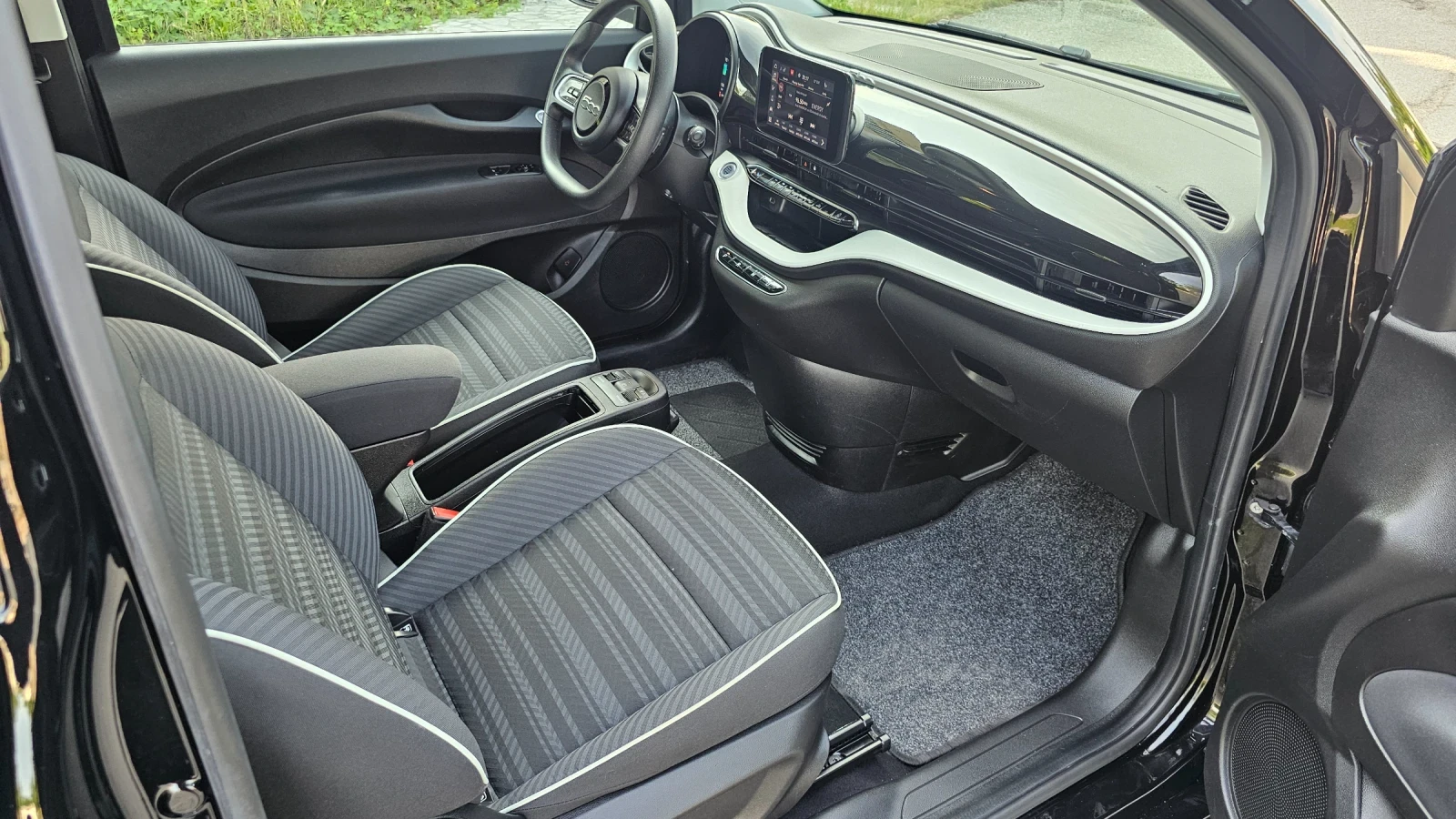 Fiat 500e  - изображение 9