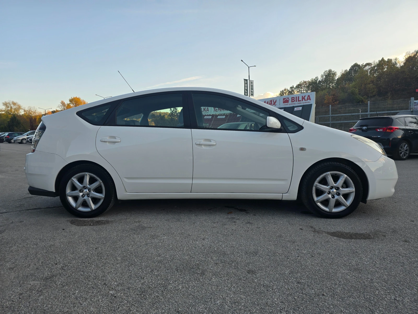 Toyota Prius 1.5HYBRID/215000KM!!! - изображение 6