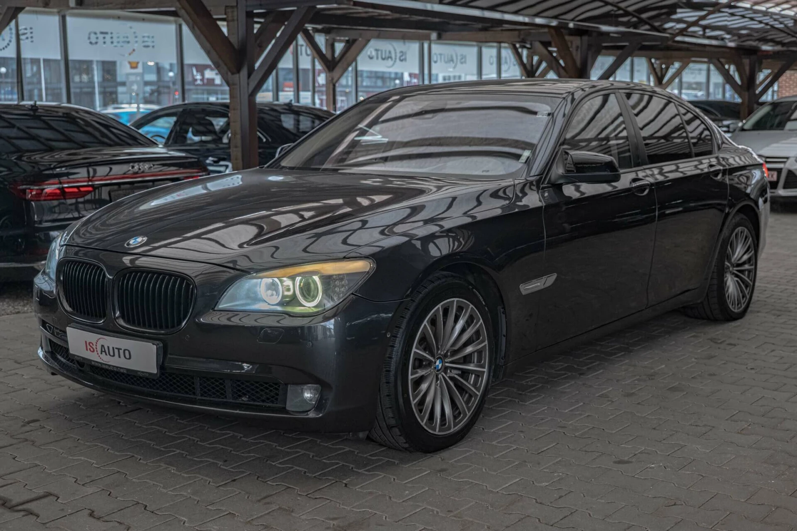 BMW 750 Distronic/HuD/Soft Close/Lane Assist// | Mobile.bg   1