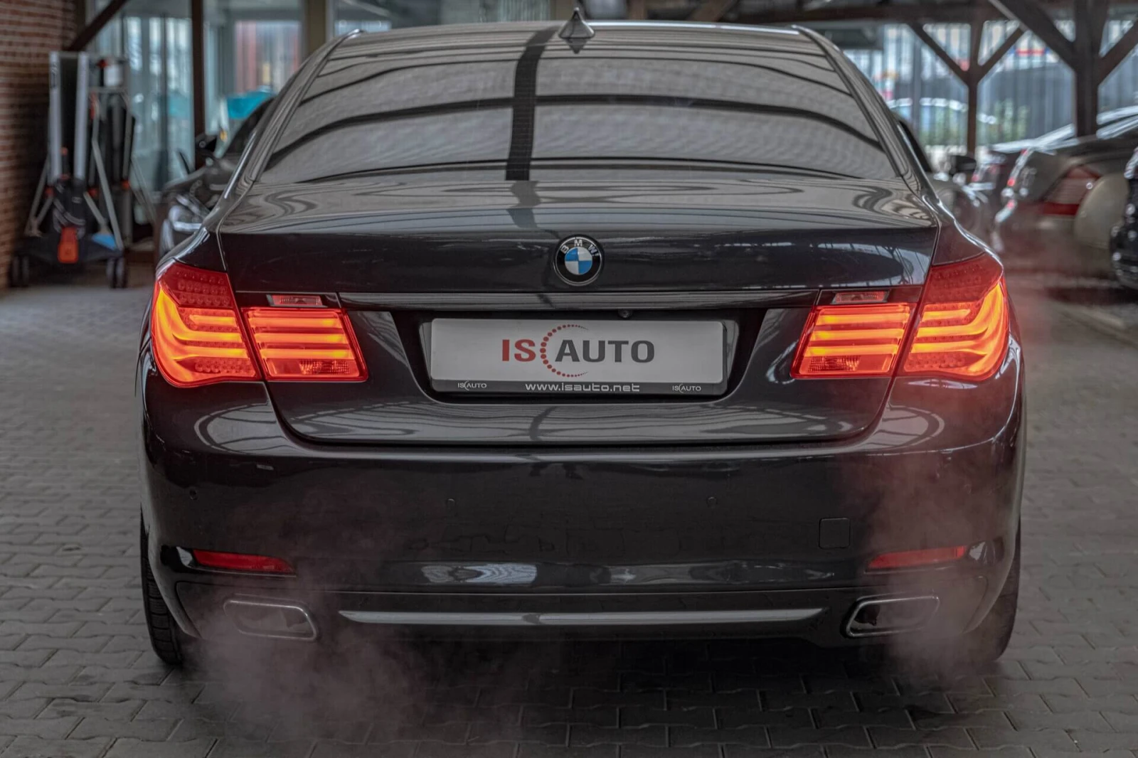 BMW 750 Distronic/HuD/Soft Close/Lane Assist/Обдухване/Кам - изображение 3