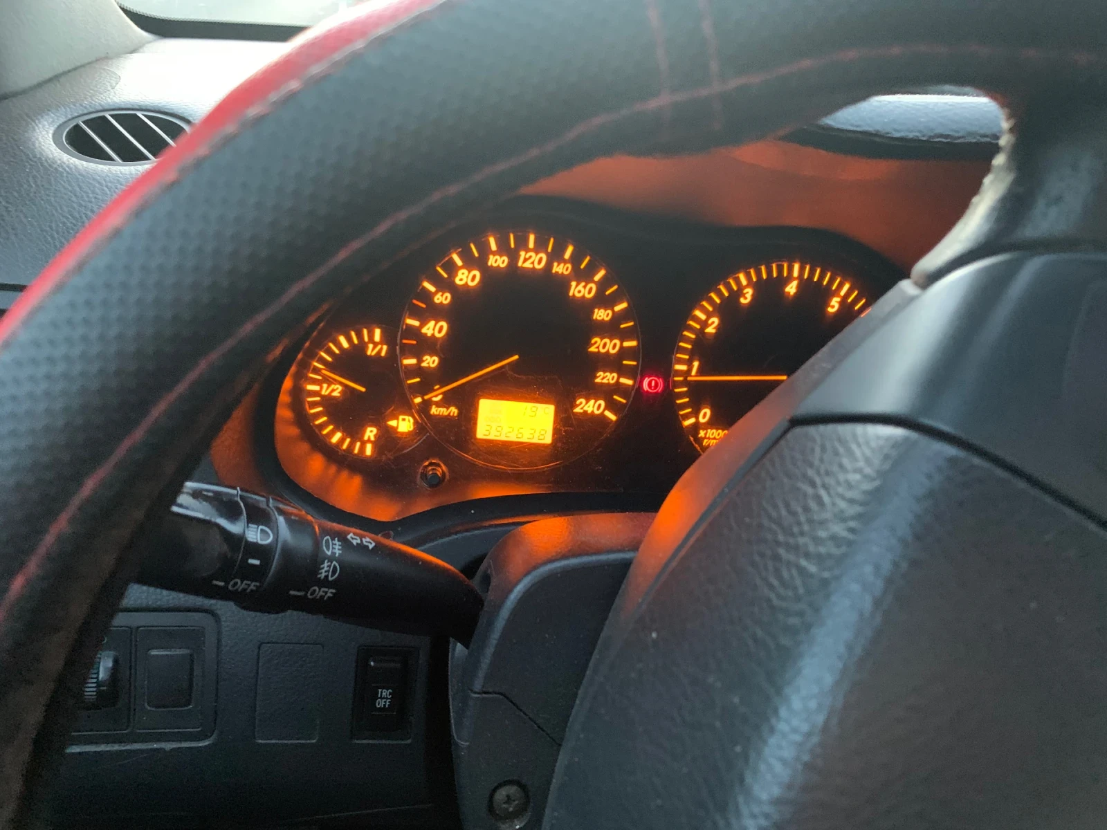 Toyota Avensis Sedan - изображение 4