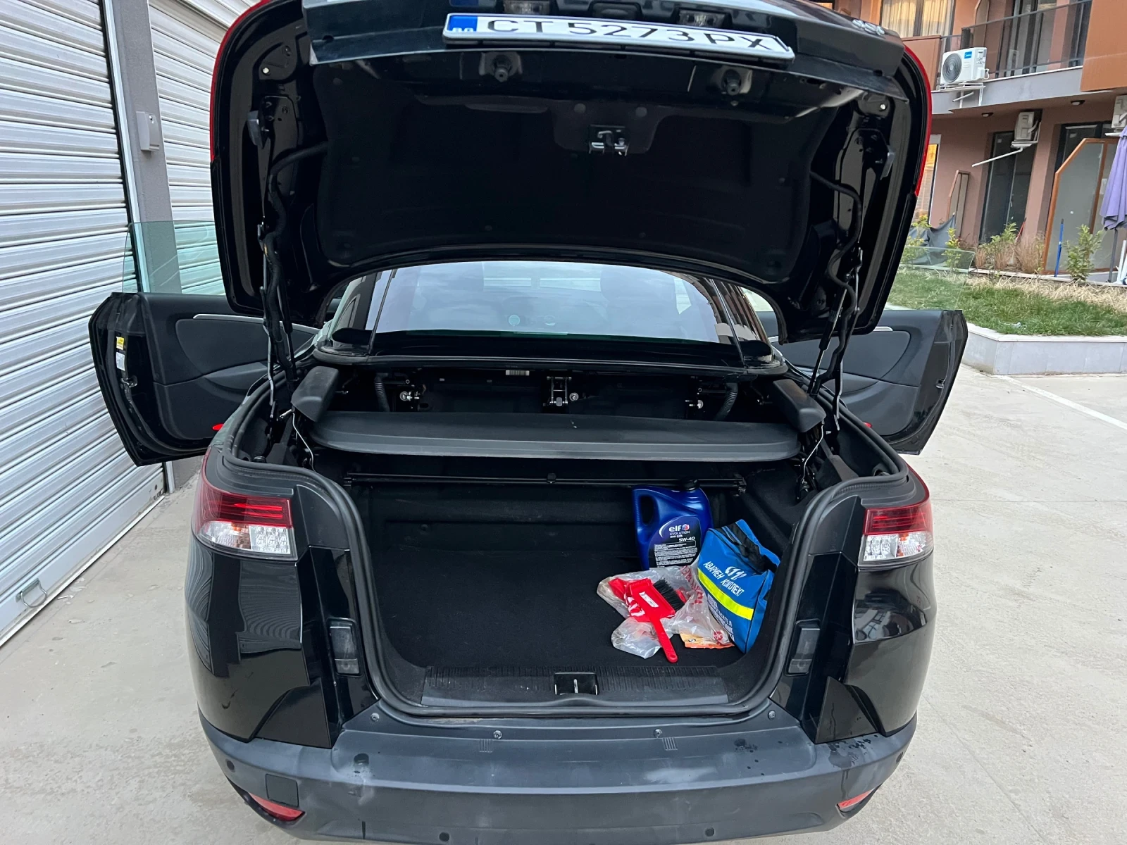 Renault Megane CC 1.5 DCi - изображение 9