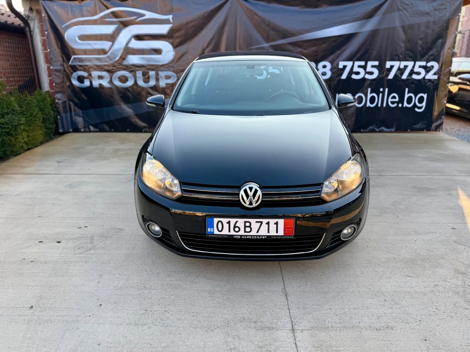 VW Golf 1.6 TDI BlueMotion AVTOMAT, снимка 2 - Автомобили и джипове - 53740463