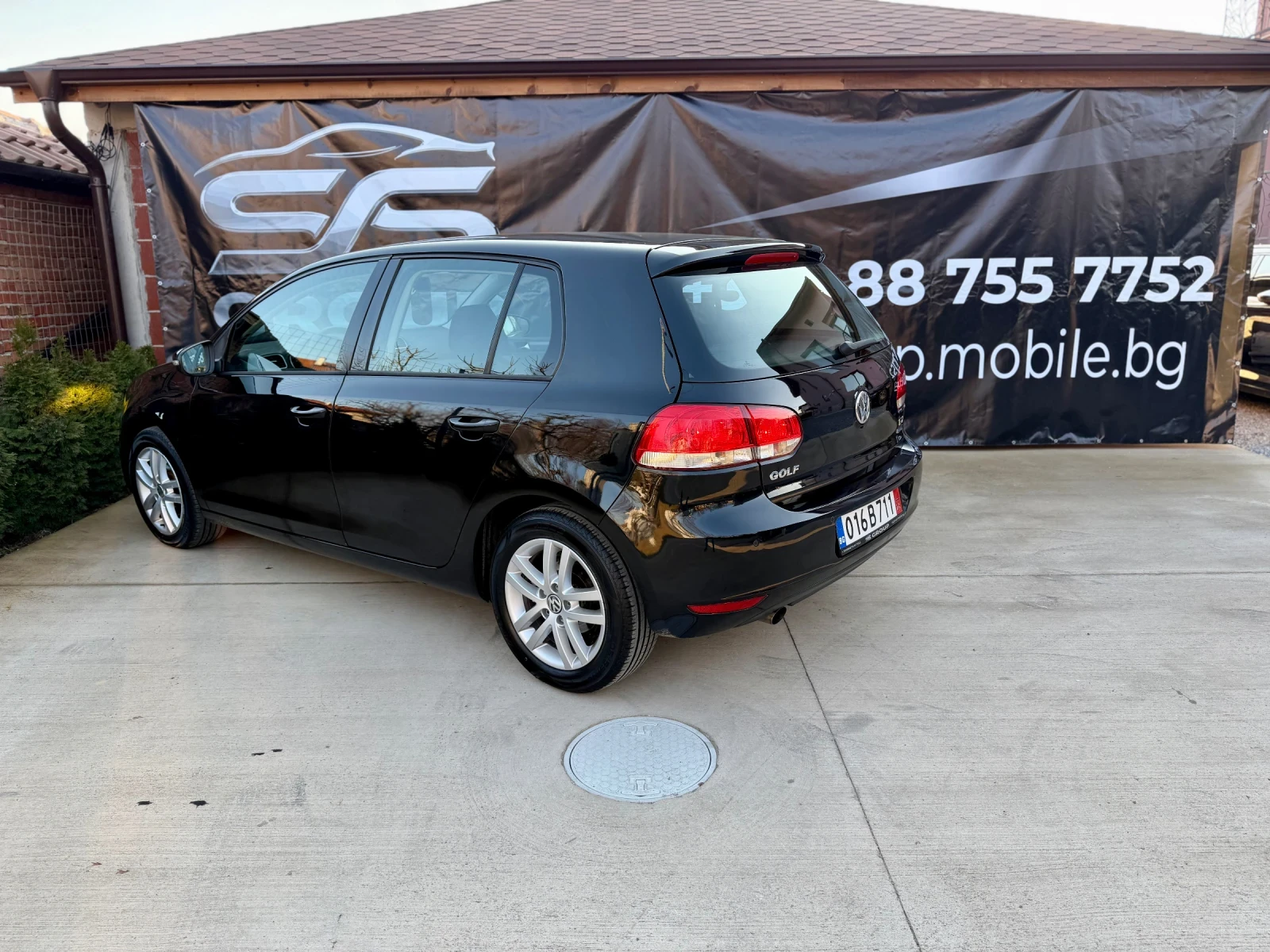 VW Golf 1.6 TDI BlueMotion AVTOMAT, снимка 6 - Автомобили и джипове - 53740463