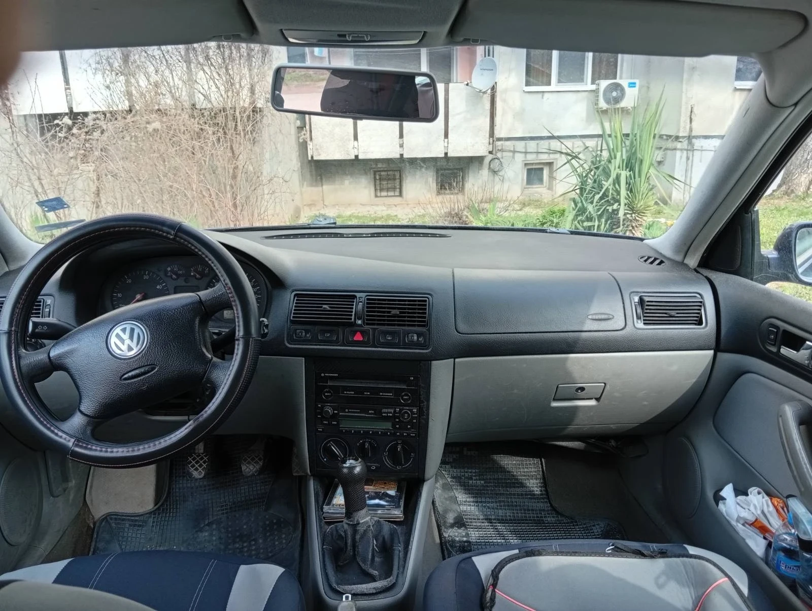 VW Golf 1.9 AXR 101кс, снимка 6 - Автомобили и джипове - 53924274