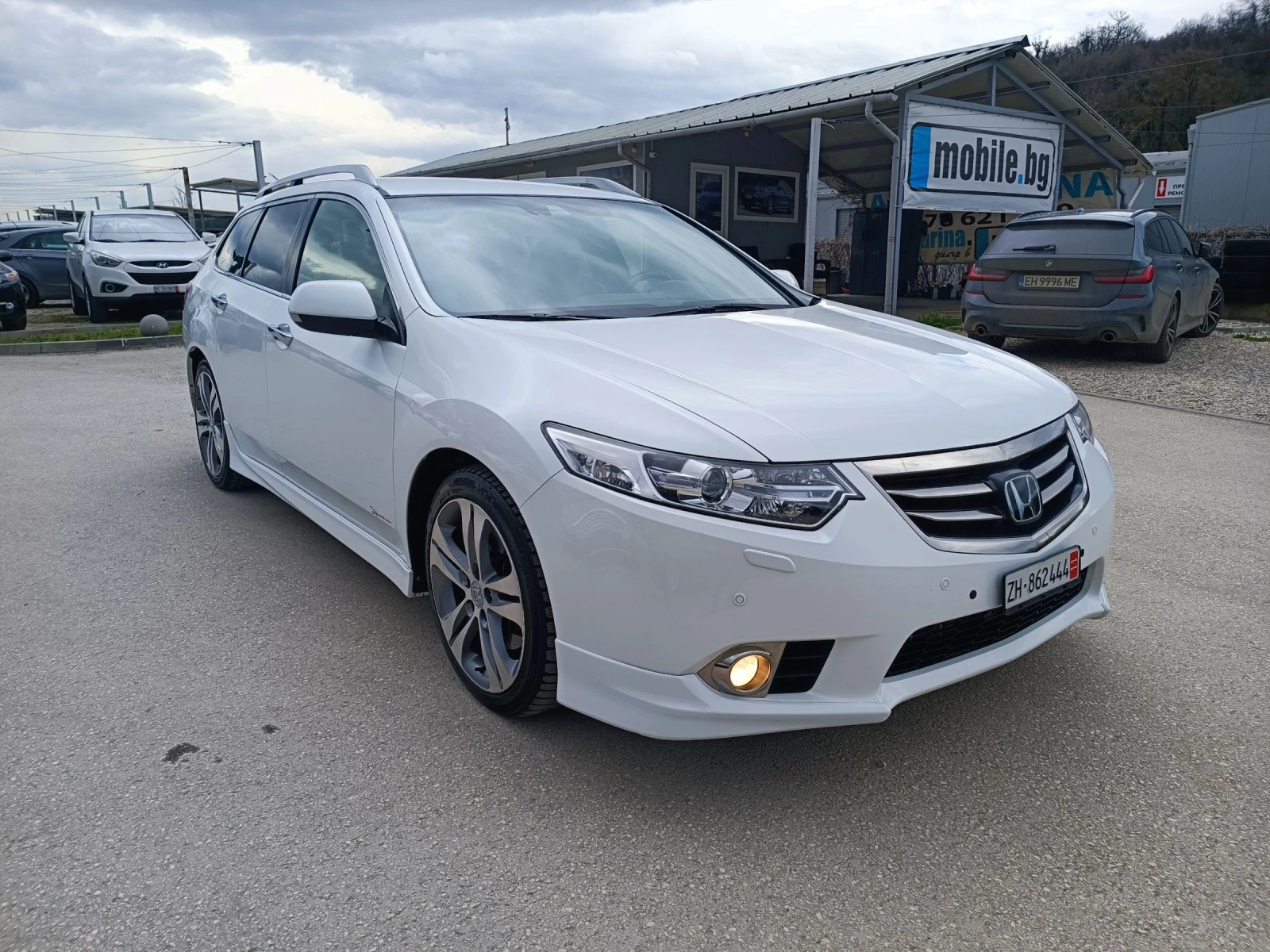 Honda Accord 2.2-180кс-ШВЕЙЦАРИЯ-РЪЧКА-6ск-FACELIFT-TypeS-NAVI, снимка 2 - Автомобили и джипове - 54000437