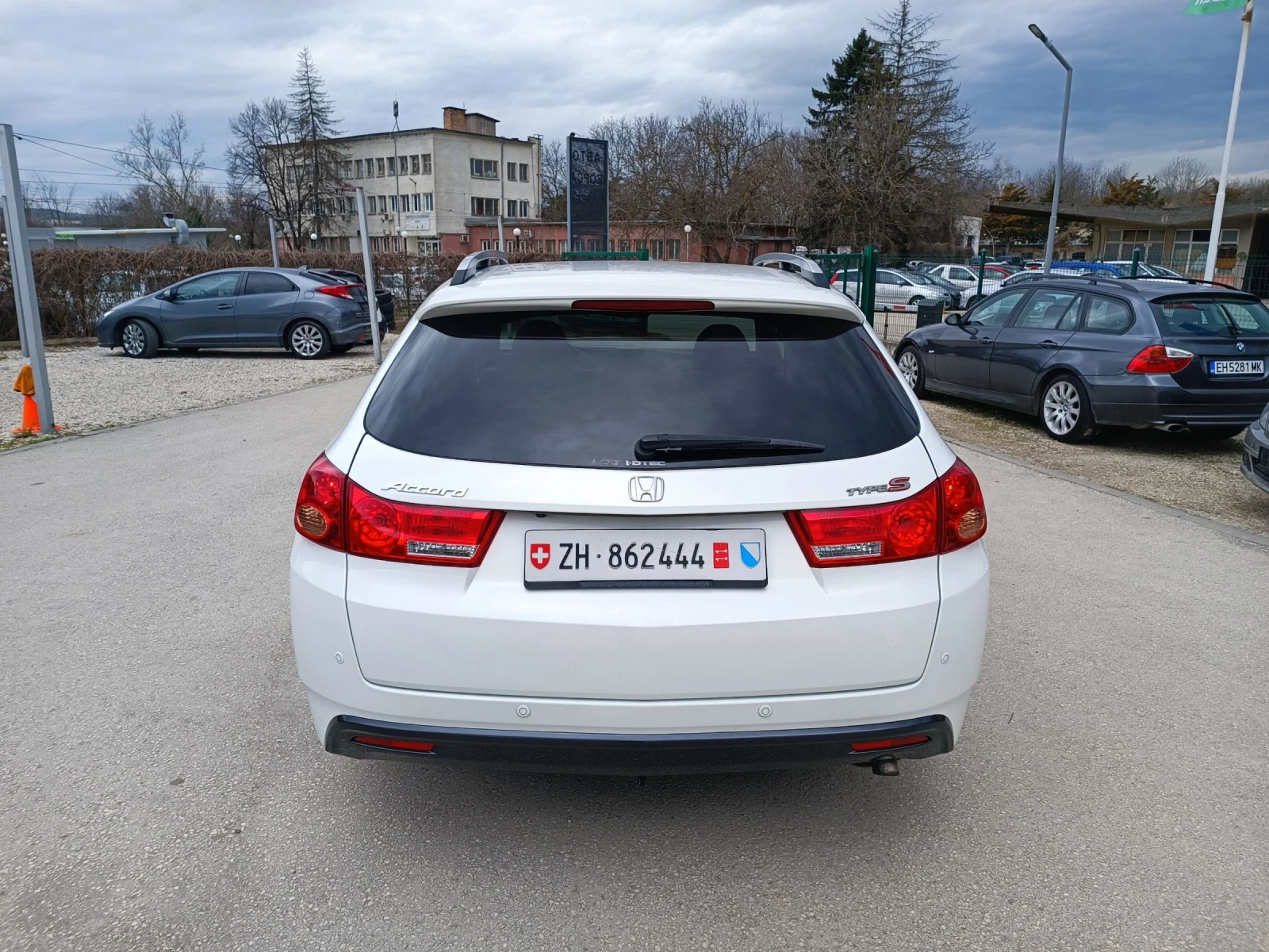 Honda Accord 2.2-180кс-ШВЕЙЦАРИЯ-РЪЧКА-6ск-FACELIFT-TypeS-NAVI, снимка 4 - Автомобили и джипове - 54000437