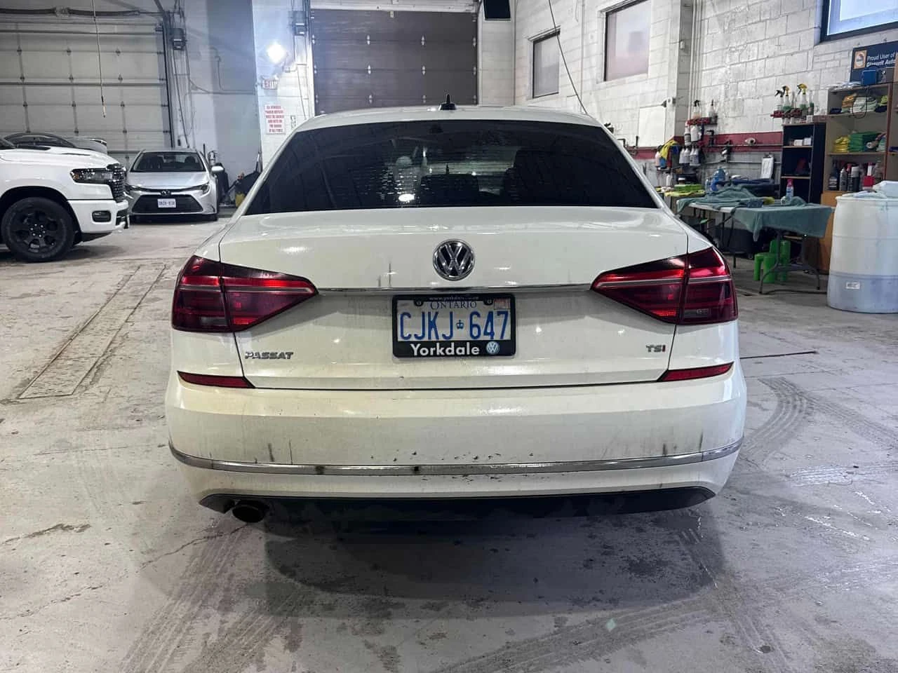 VW Passat * Comfortline * CARFAX * 2 ����� * ���� * KEYLESS | Mobile.bg � ����������� 4
