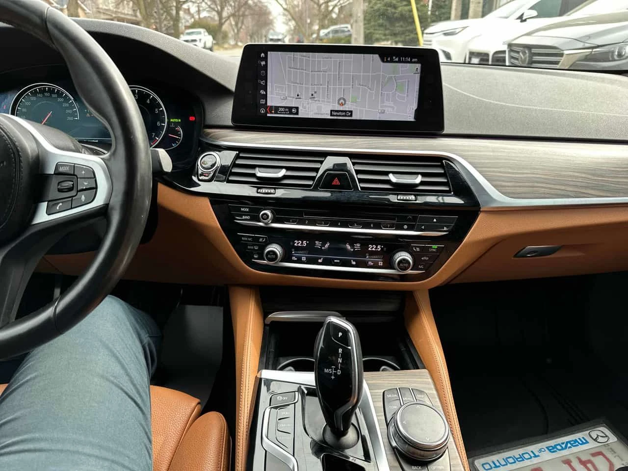 BMW 530 530i xDrive  CARFAX | Mobile.bg � ����������� 9