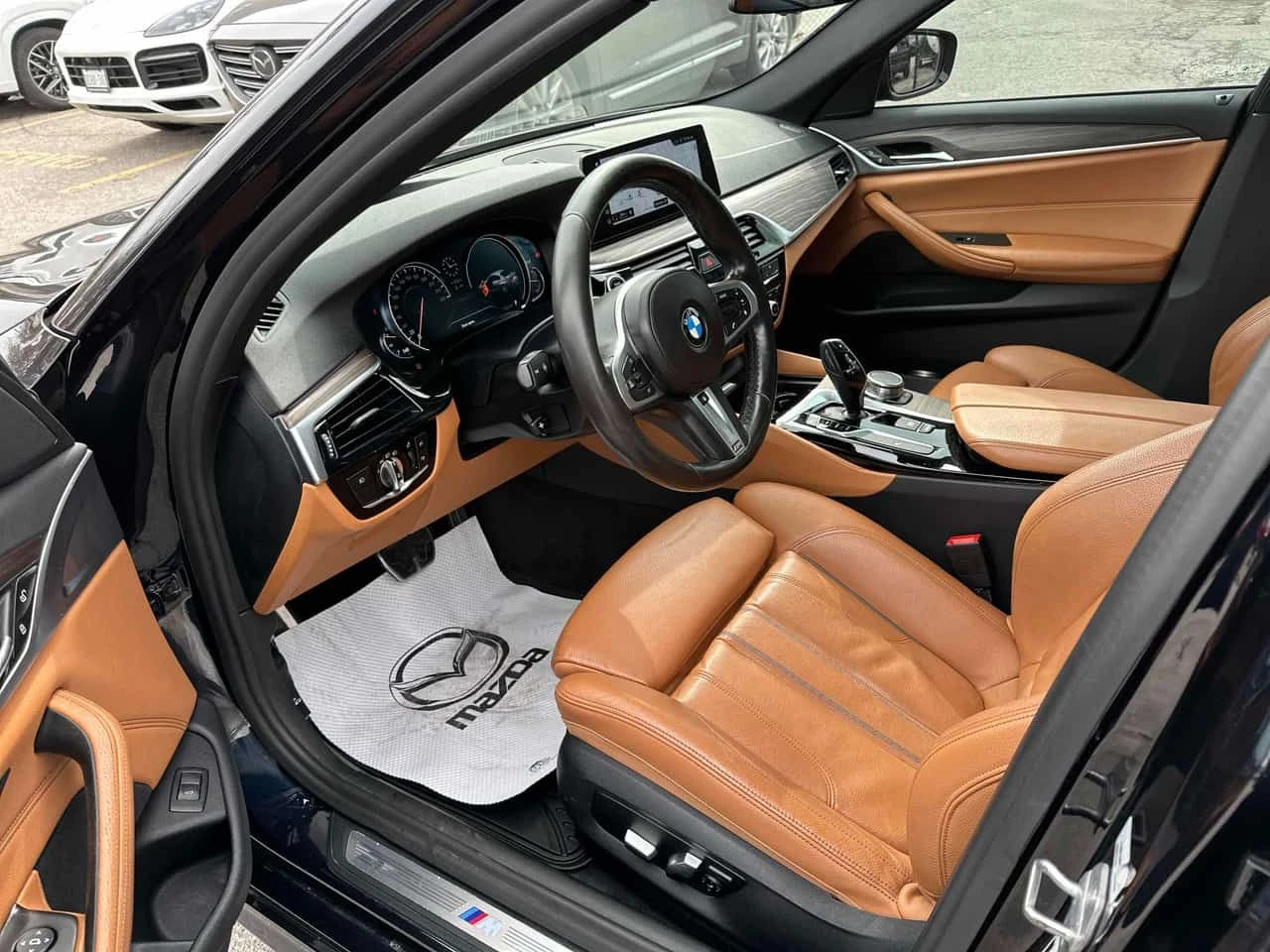 BMW 530 530i xDrive  CARFAX | Mobile.bg � ����������� 6