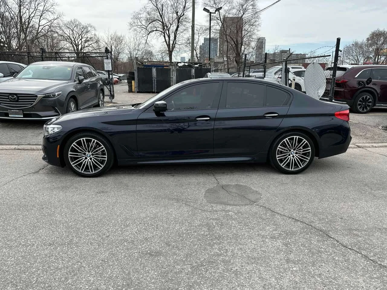 BMW 530 530i xDrive  CARFAX | Mobile.bg � ����������� 4