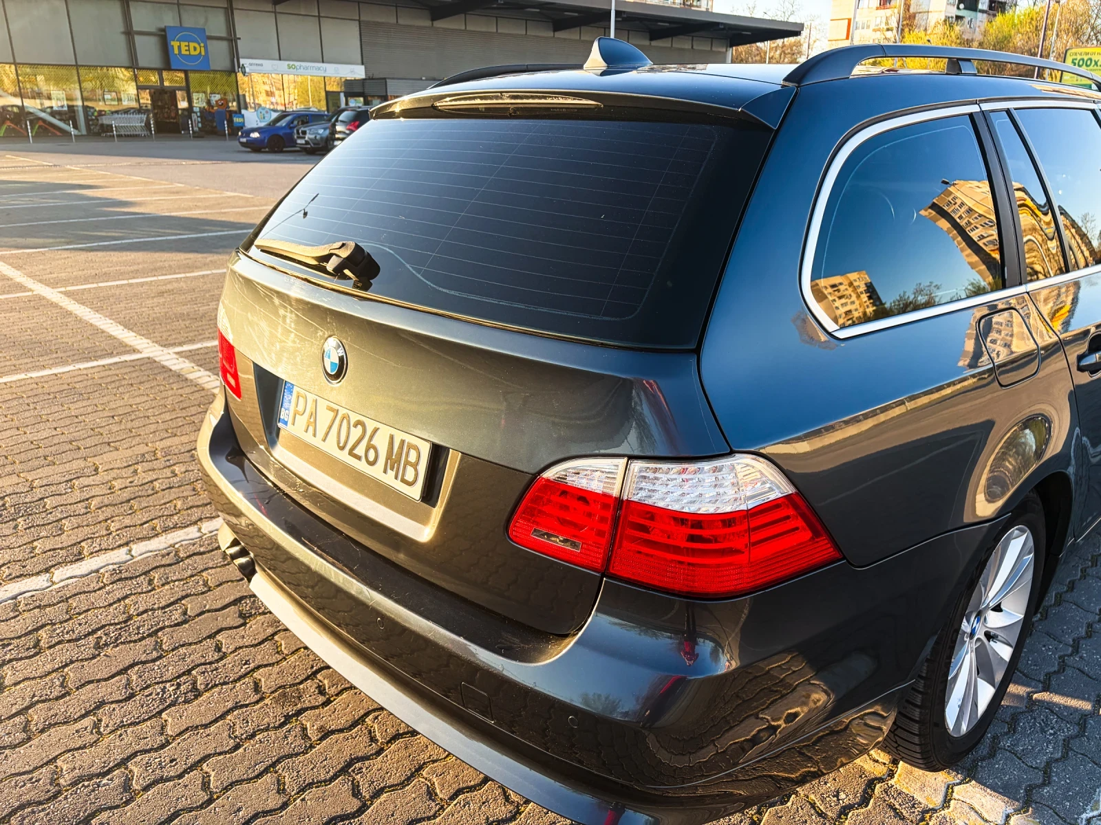 BMW 525 E61 LCI | CIC | Distronic | Logic7 | Comfort , снимка 7 - Автомобили и джипове - 54160062