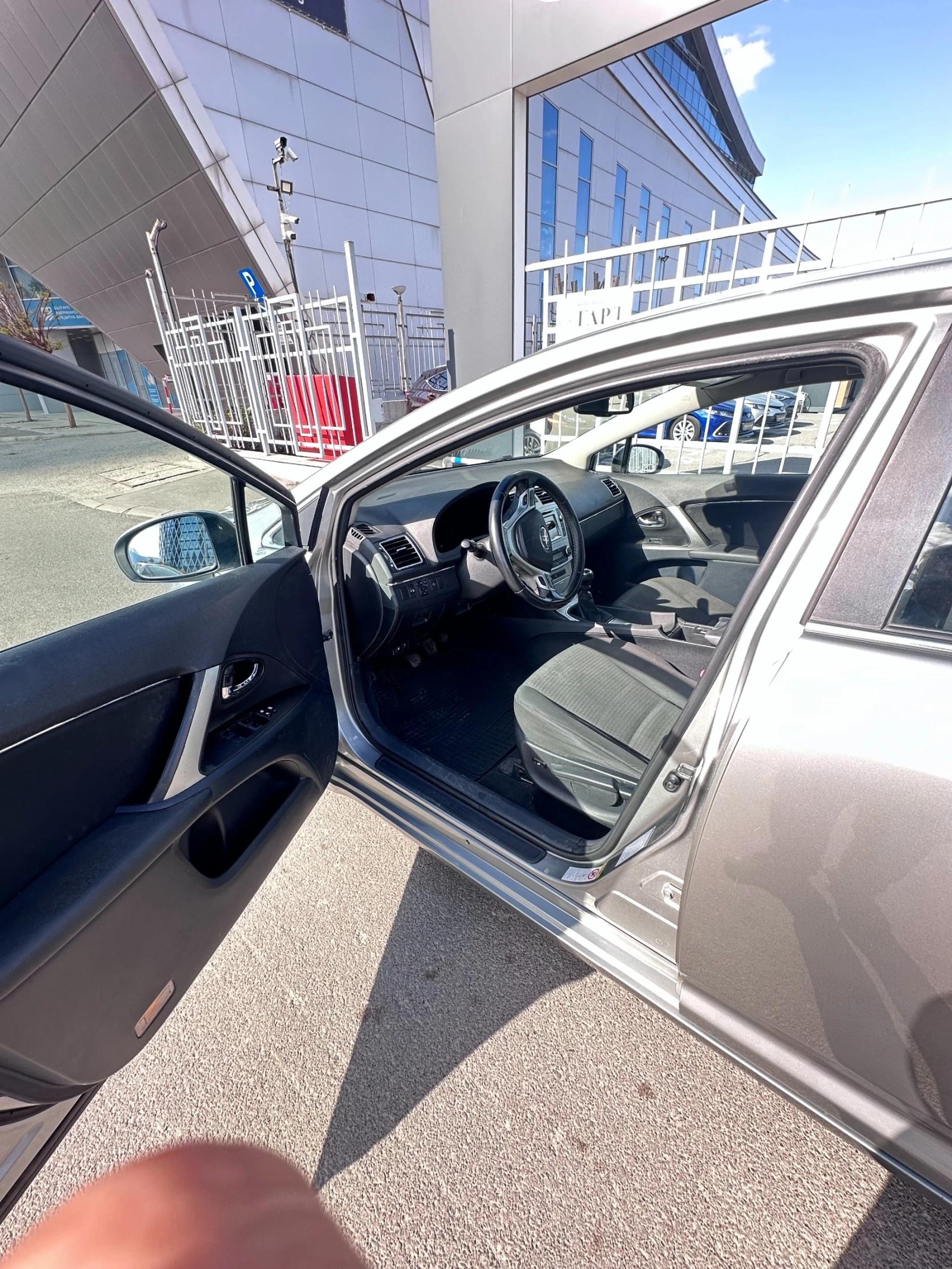 Toyota Avensis N1, снимка 7 - Автомобили и джипове - 54255278