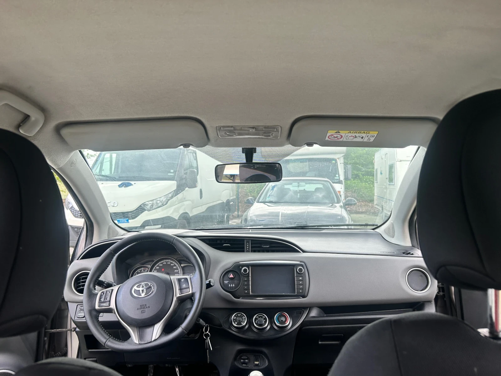 Toyota Yaris 1.4d, снимка 10 - Автомобили и джипове - 54528241
