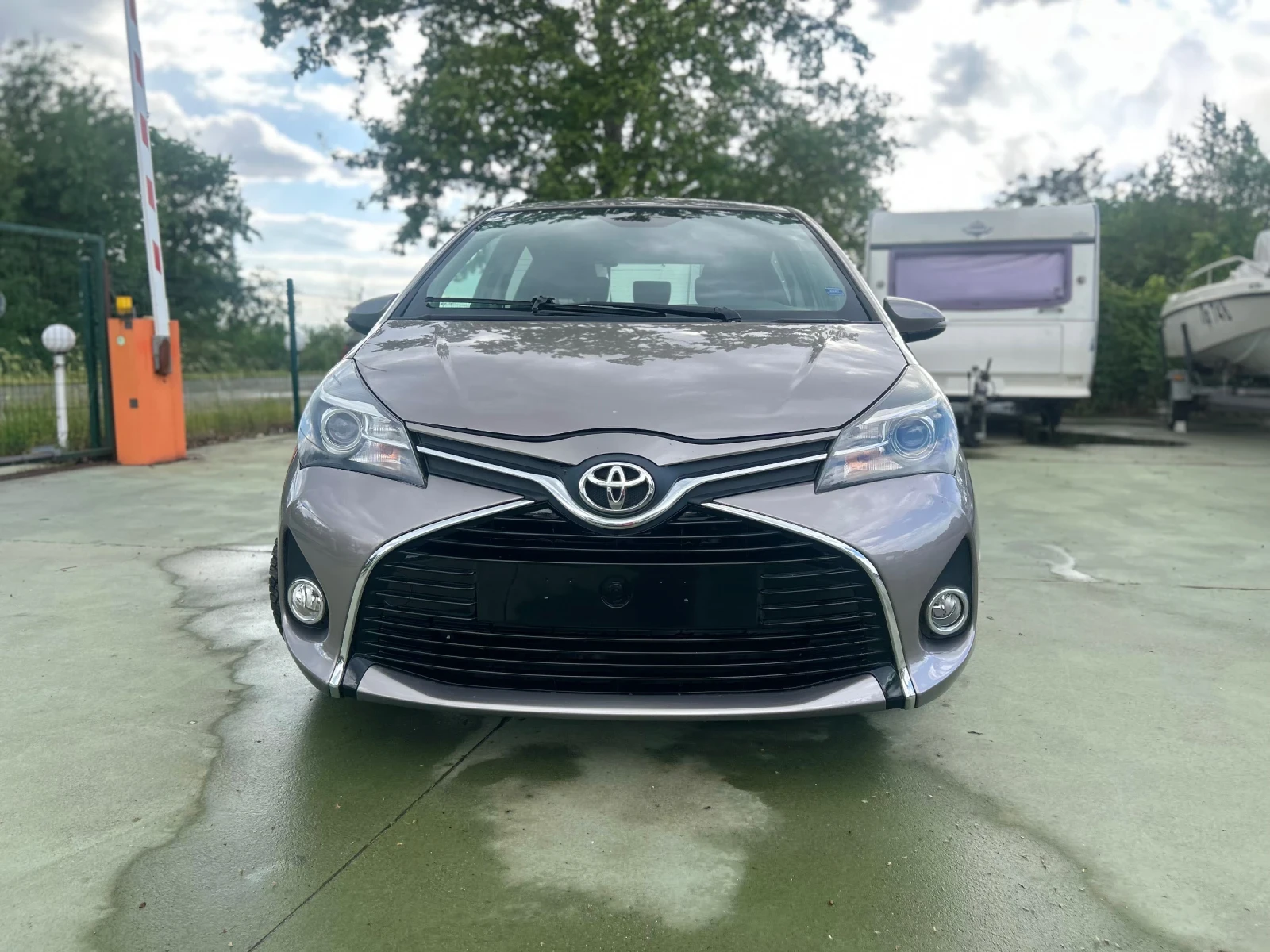 Toyota Yaris 1.4d, снимка 2 - Автомобили и джипове - 54528241