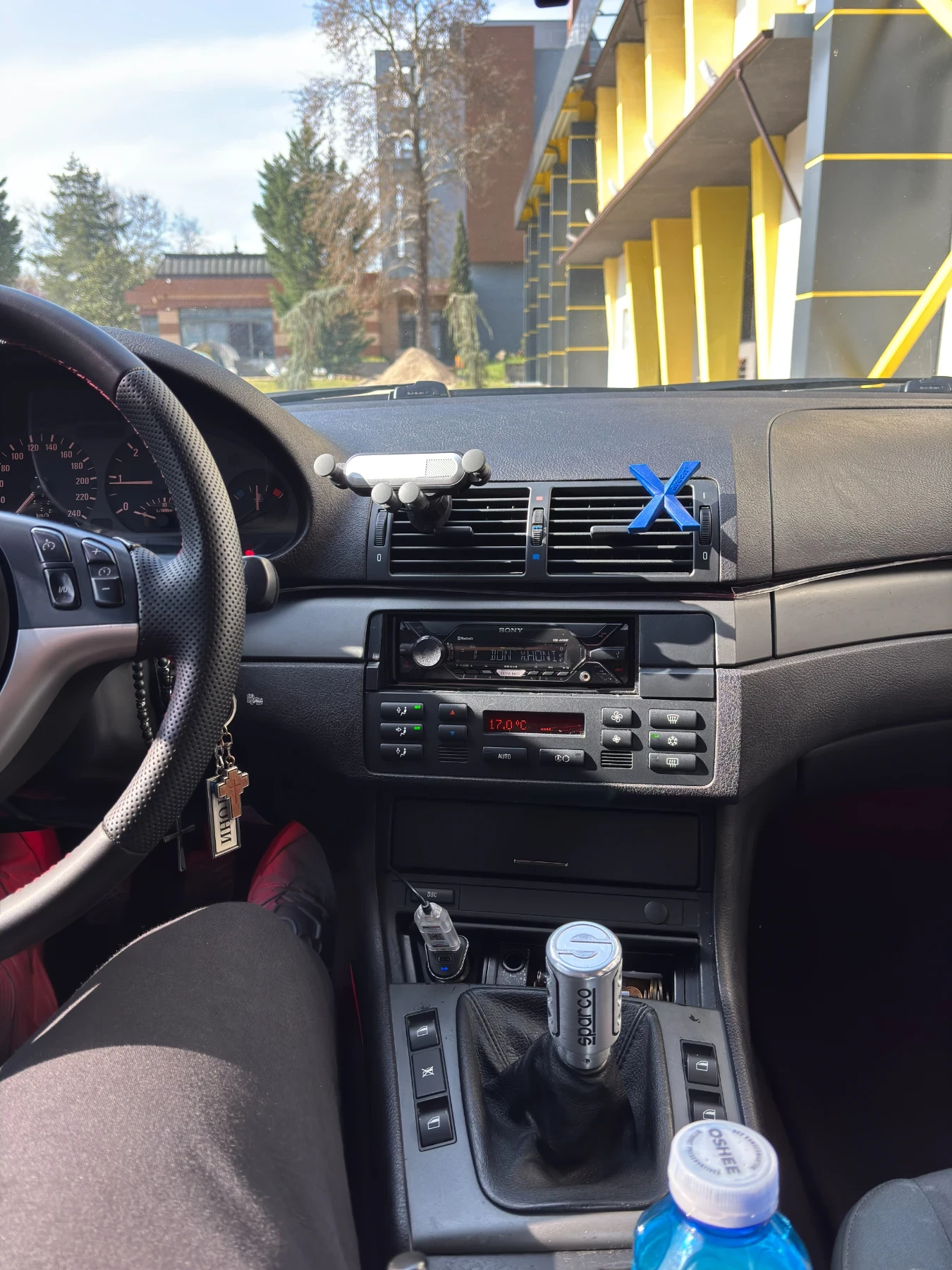 BMW 320 320D, снимка 10 - Автомобили и джипове - 54885734