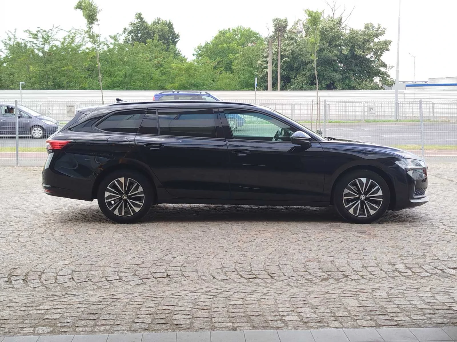 Skoda Superb 2.0 TDI/150 к.с., снимка 4 - Автомобили и джипове - 55187199
