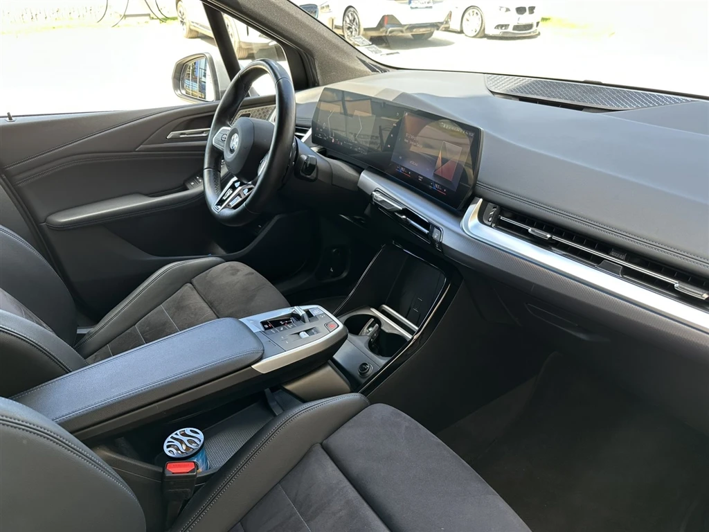 BMW 218 Актив Турър, снимка 8 - Автомобили и джипове - 55234293