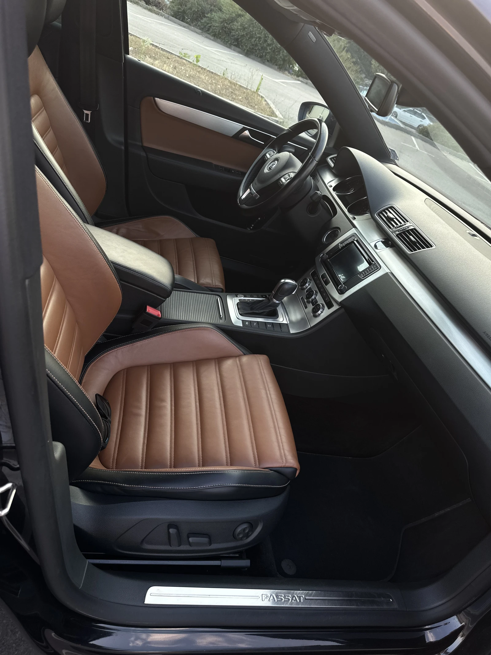 VW Passat B7 2.0 TDI 177h.p. Highline, снимка 9 - Автомобили и джипове - 55627268