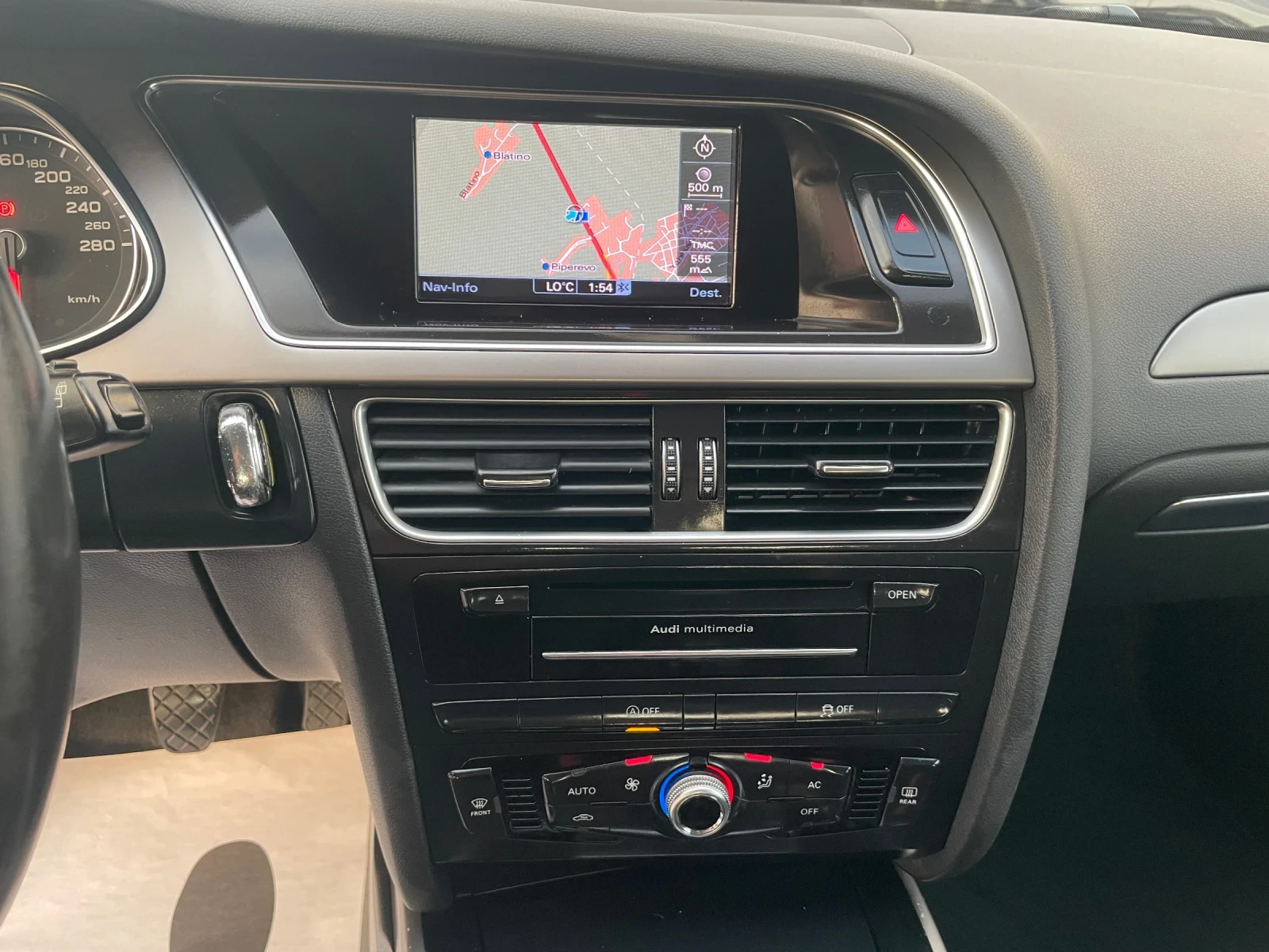 Audi A4 2.0TDI FACELIFT NAVI, снимка 13 - Автомобили и джипове - 55657824