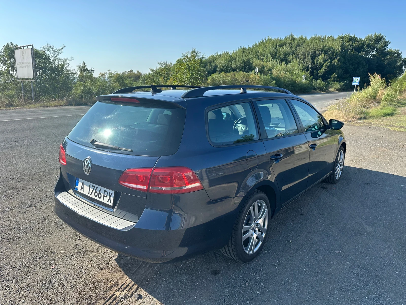 VW Passat 2.0 TDI, снимка 3 - Автомобили и джипове - 55852168