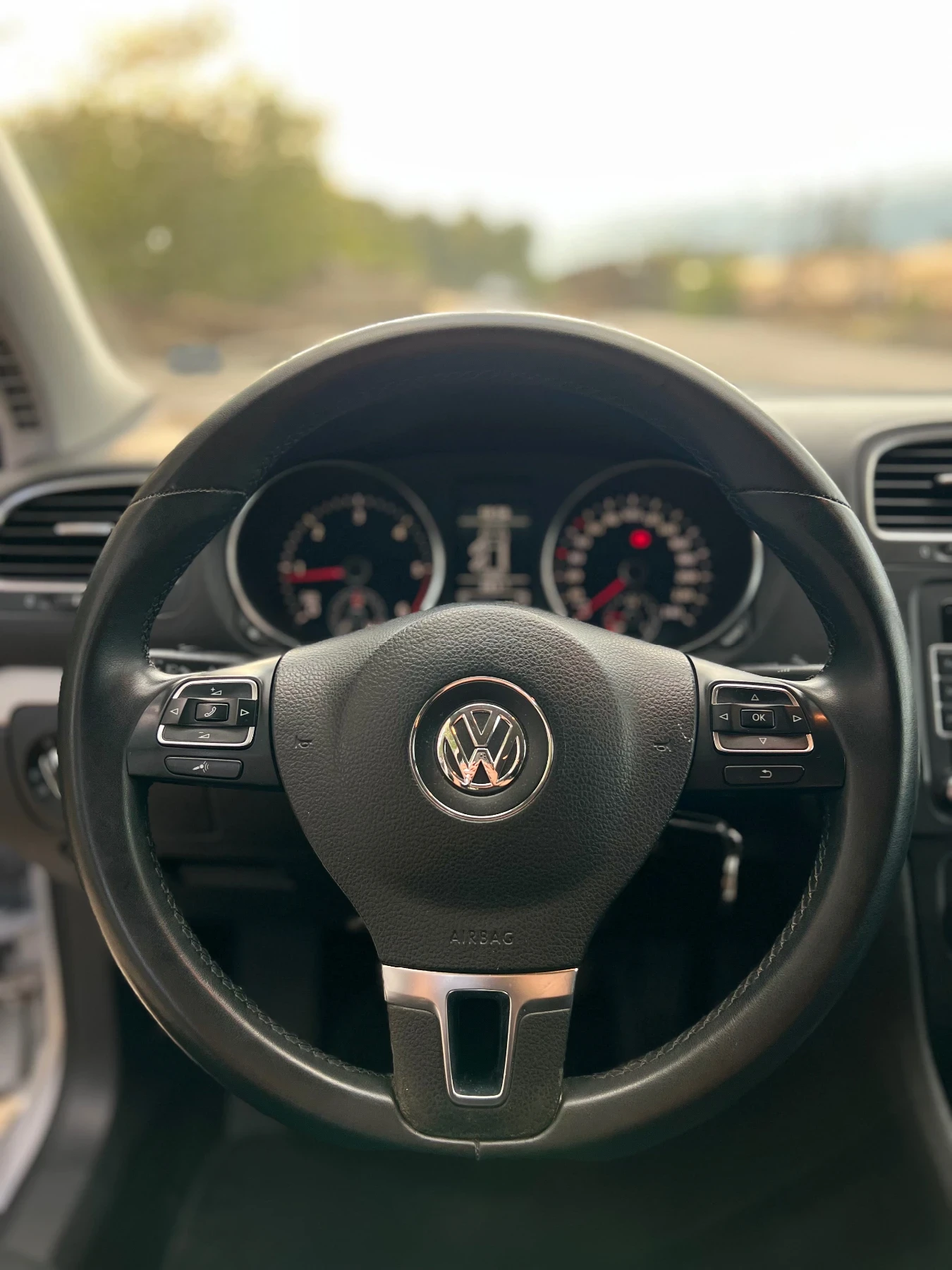 VW Golf, снимка 6 - Автомобили и джипове - 55868009