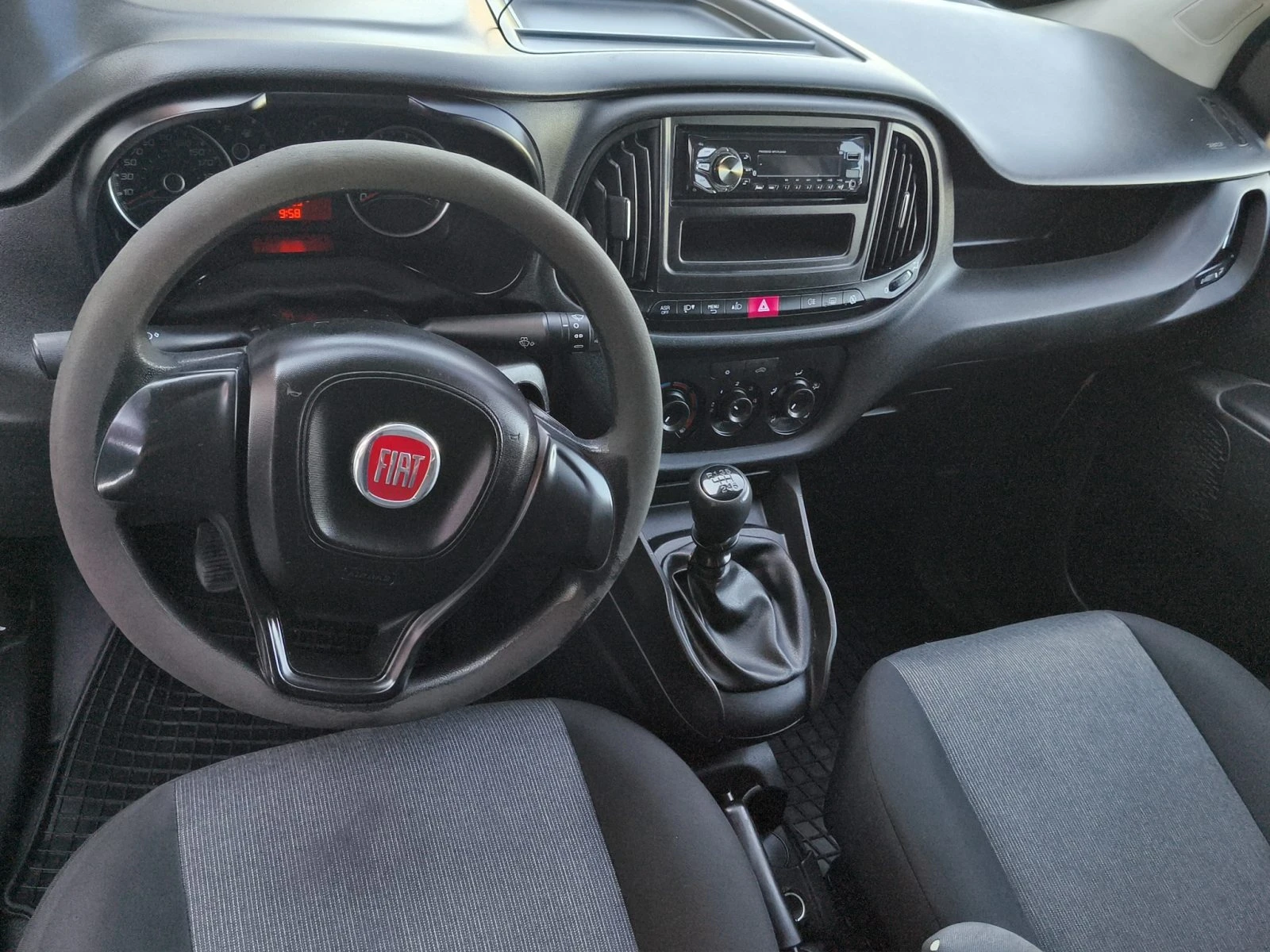 Fiat Doblo 1.6D 105hp BVM6 E6//2203R14 | Mobile.bg � ����������� 9