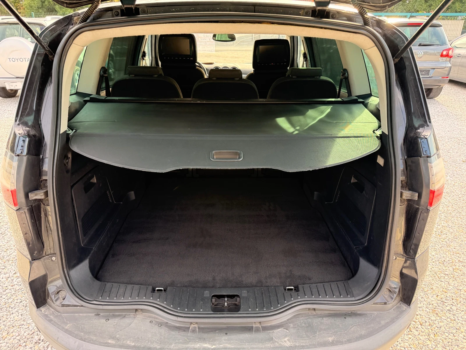 Ford S-Max 2, 0 TDCI 140 кс навигация LED, снимка 14 - Автомобили и джипове - 56124785