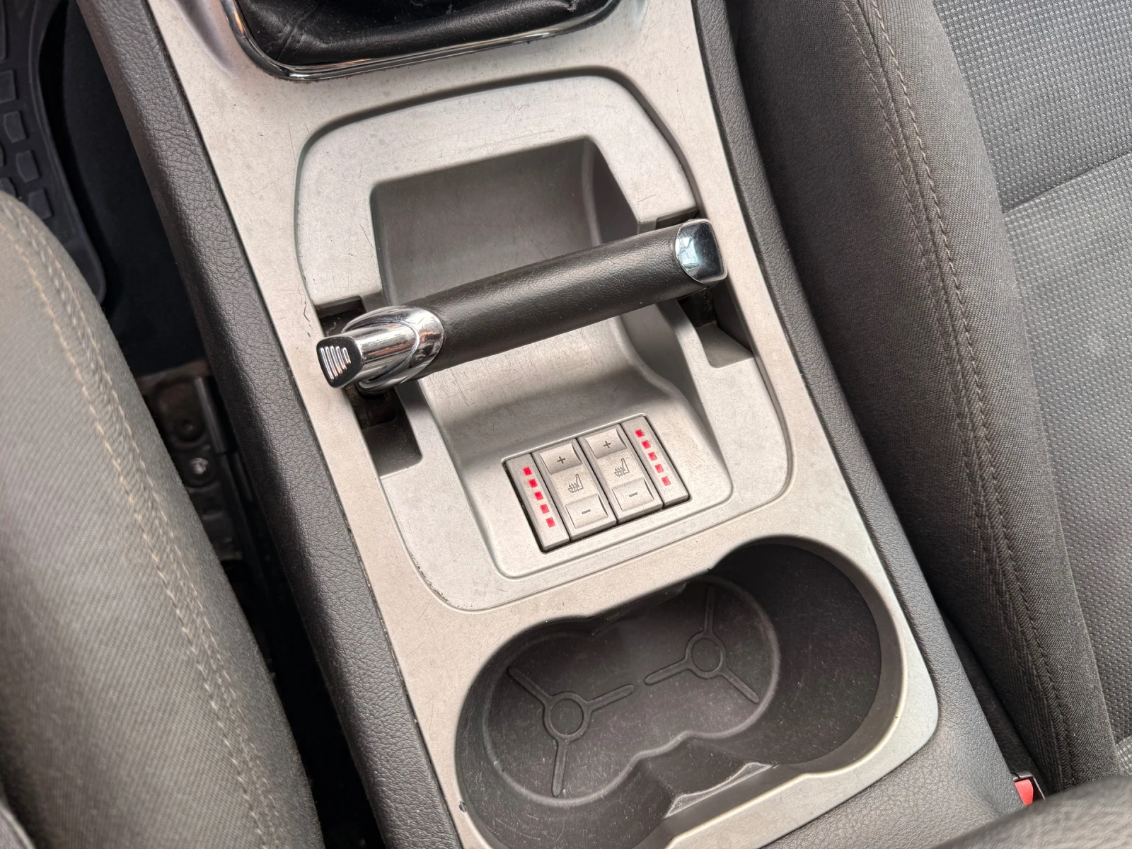 Ford S-Max 2, 0 TDCI 140 кс навигация LED, снимка 10 - Автомобили и джипове - 56124785