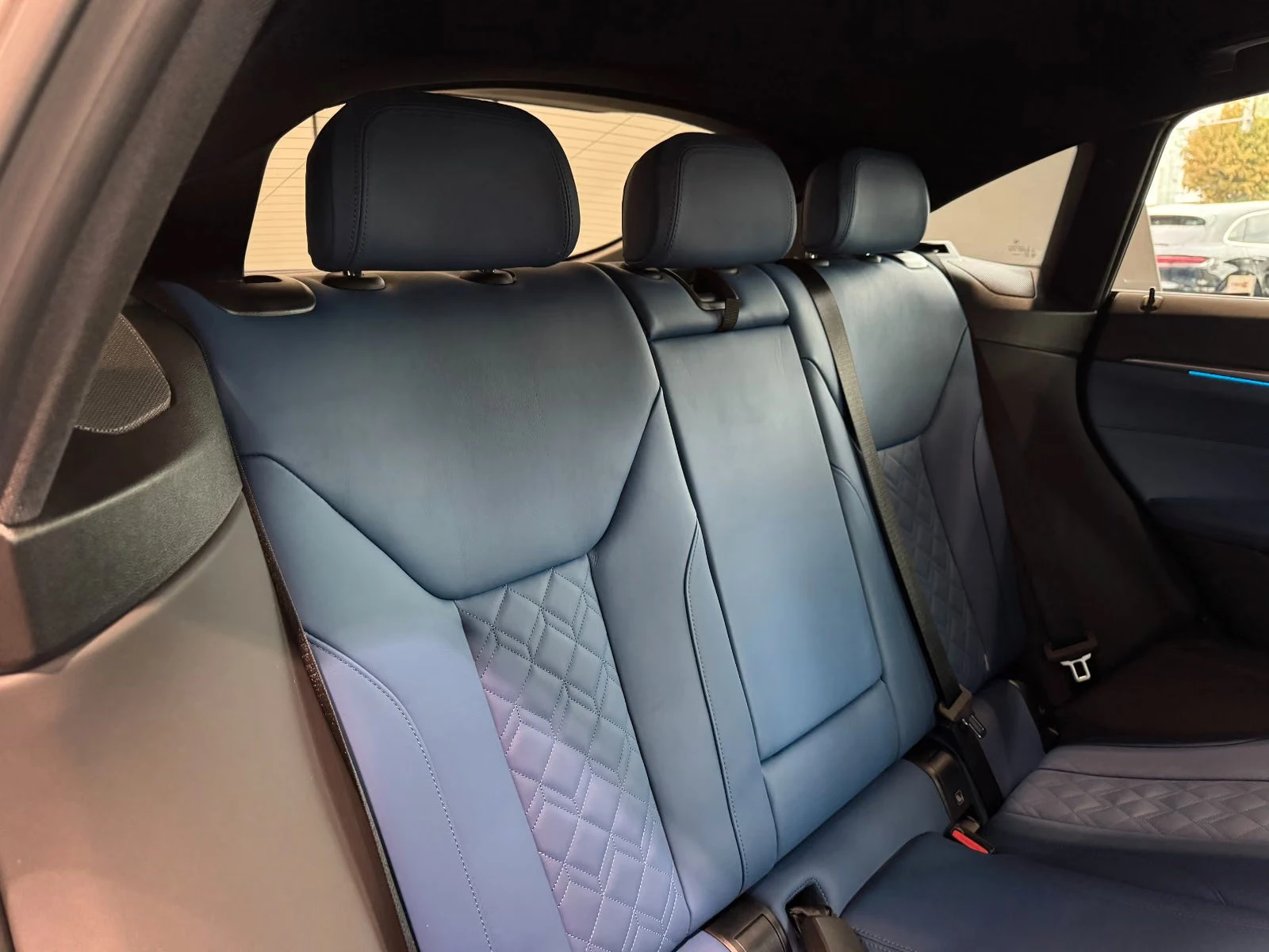 BMW i4 M50/544HP/GRANCOUPE/360/H&K/ACC/935z | Mobile.bg � ����������� 11