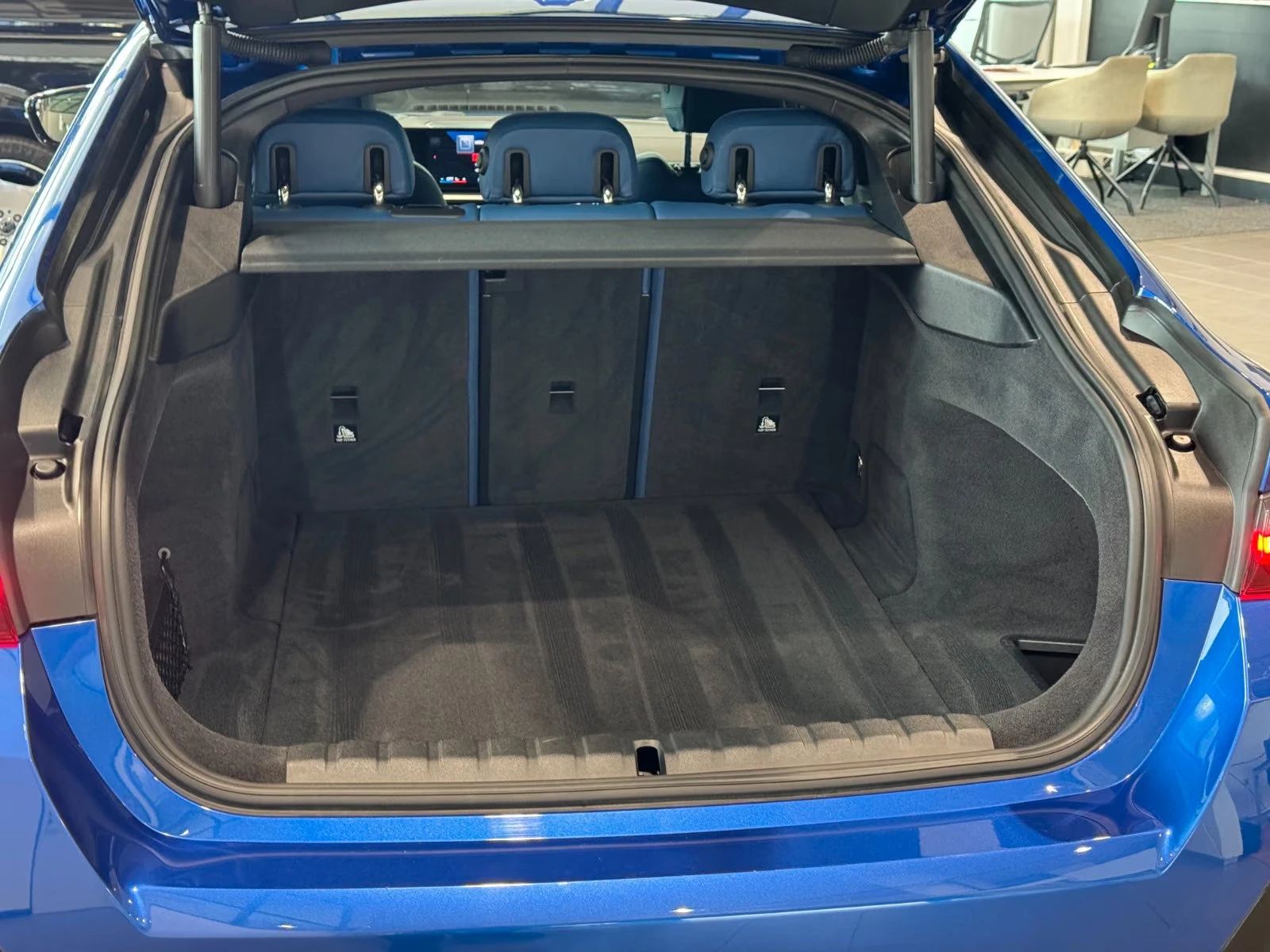 BMW i4 M50/544HP/GRANCOUPE/360/H&K/ACC/935z | Mobile.bg � ����������� 6