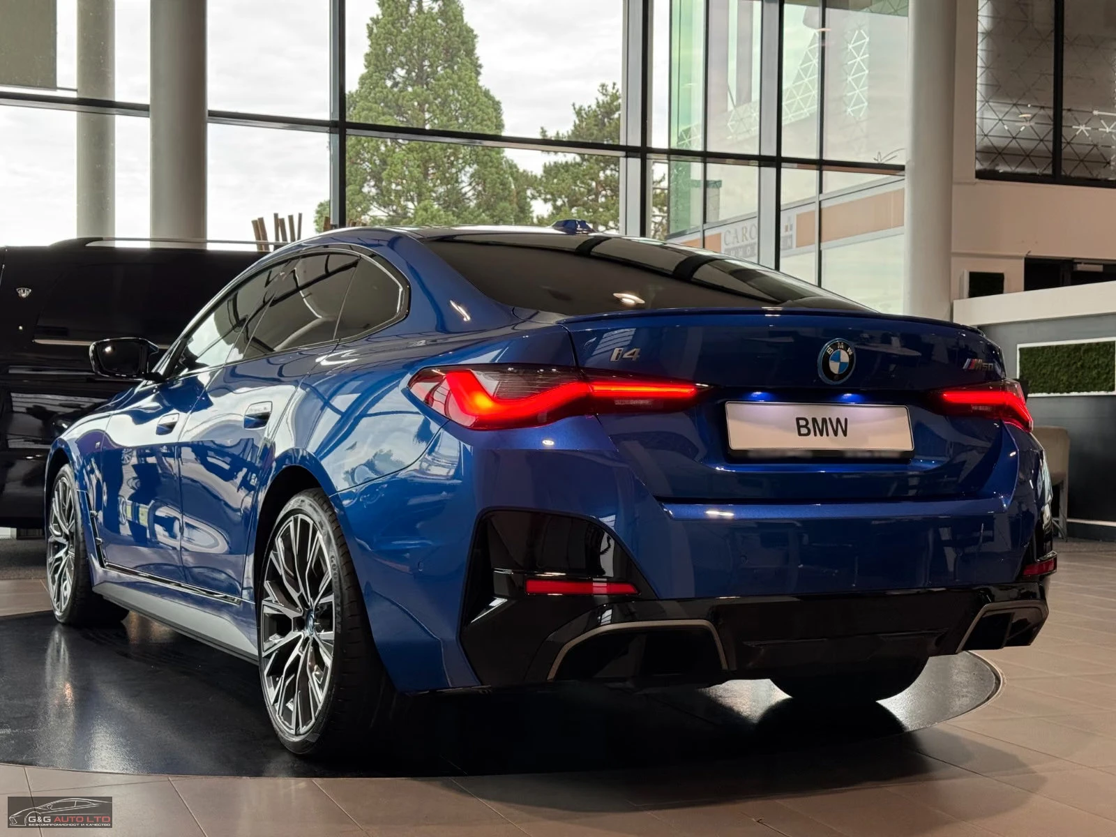 BMW i4 M50/544HP/GRANCOUPE/360/H&K/ACC/935z | Mobile.bg � ����������� 3